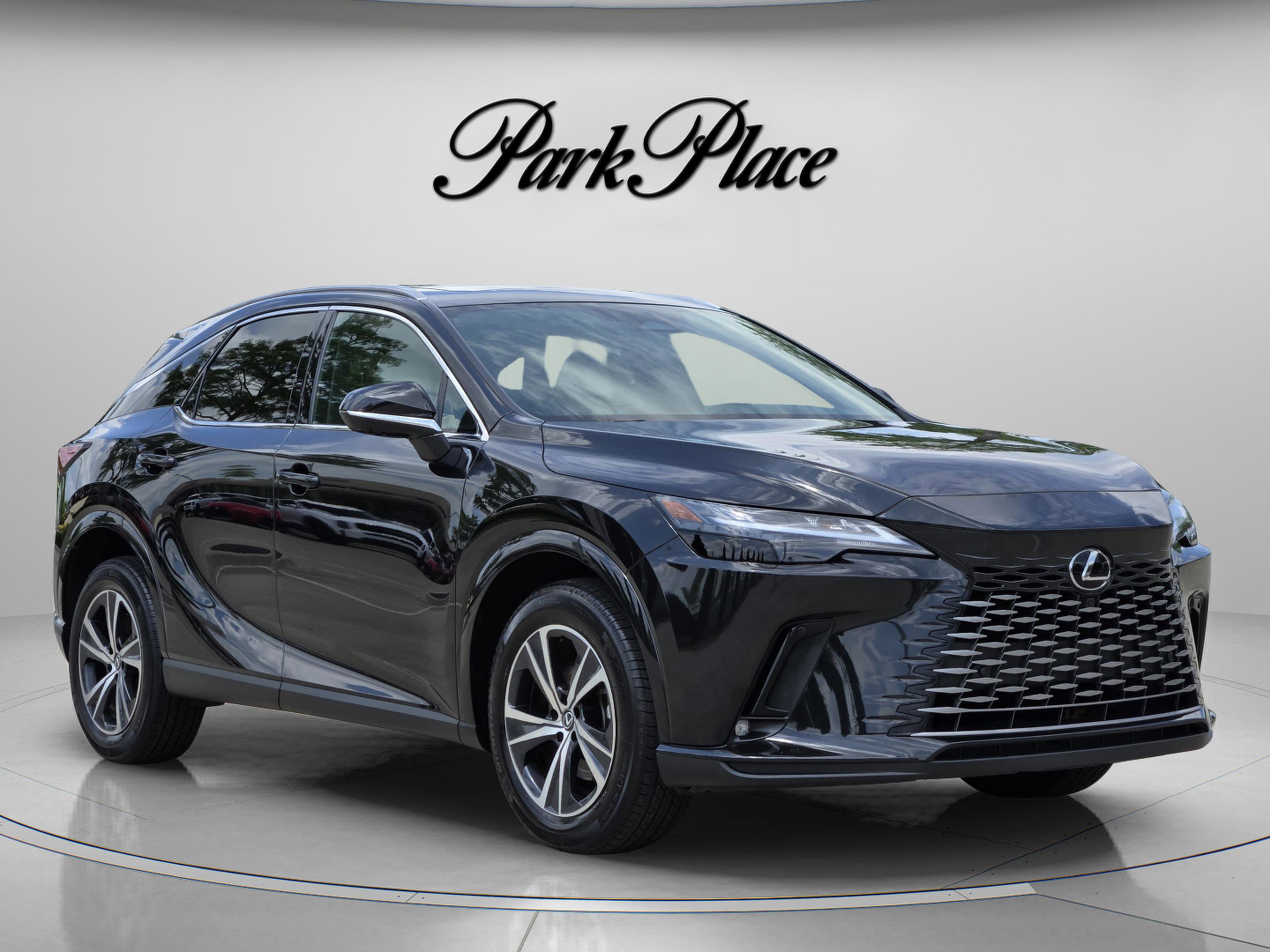 Used 2025 Lexus RX 350 Premium w/ Convenience Package FWD image 7