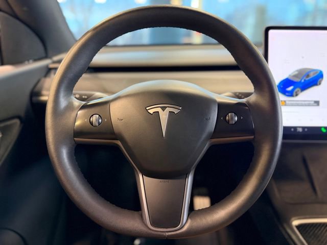 Used 2022 Tesla Model Y Performance image 24