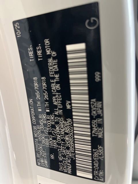 New 2025 Toyota 4Runner Trailhunter image 32