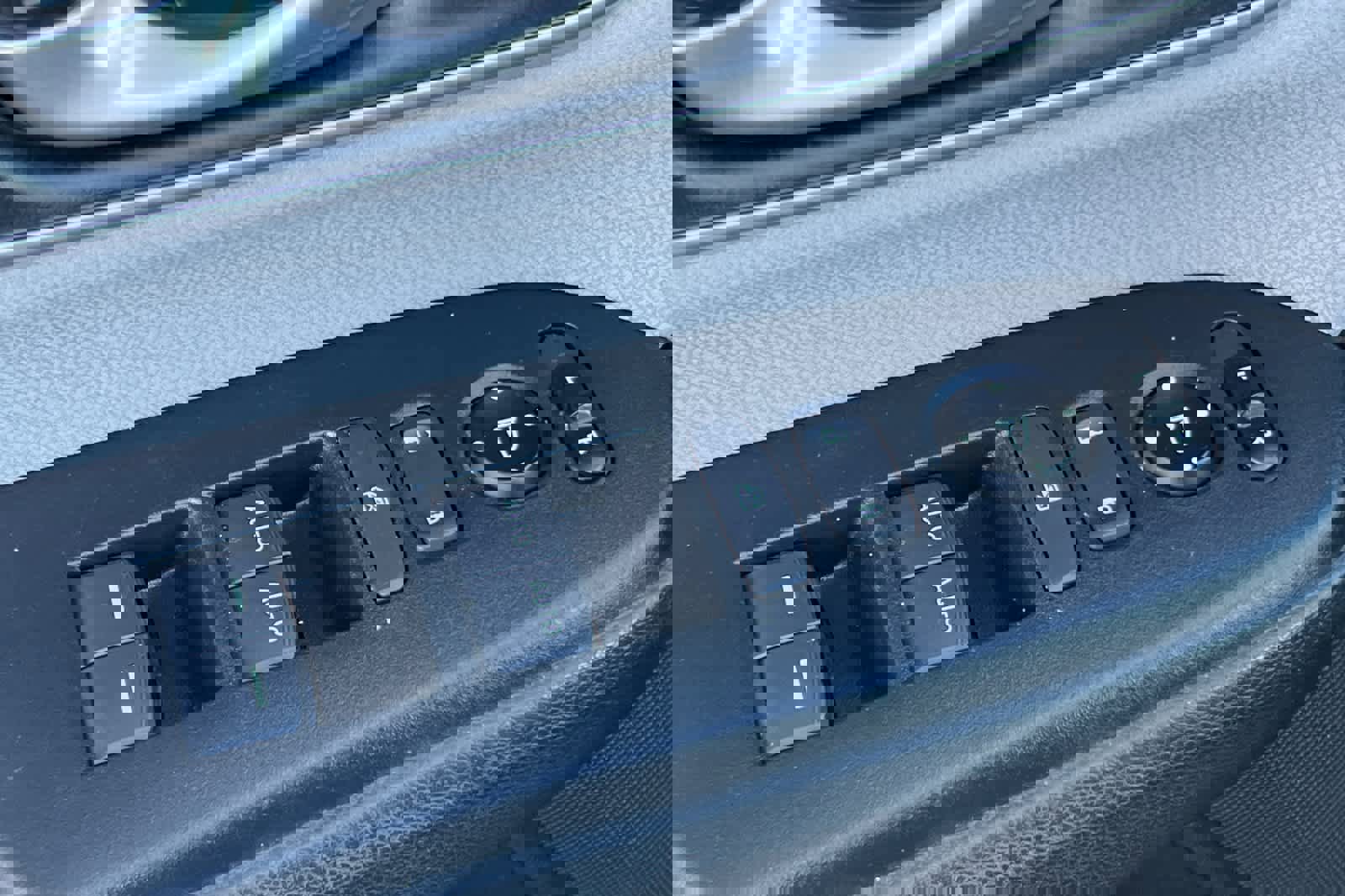 Used 2017 Honda CR-V EX image 13