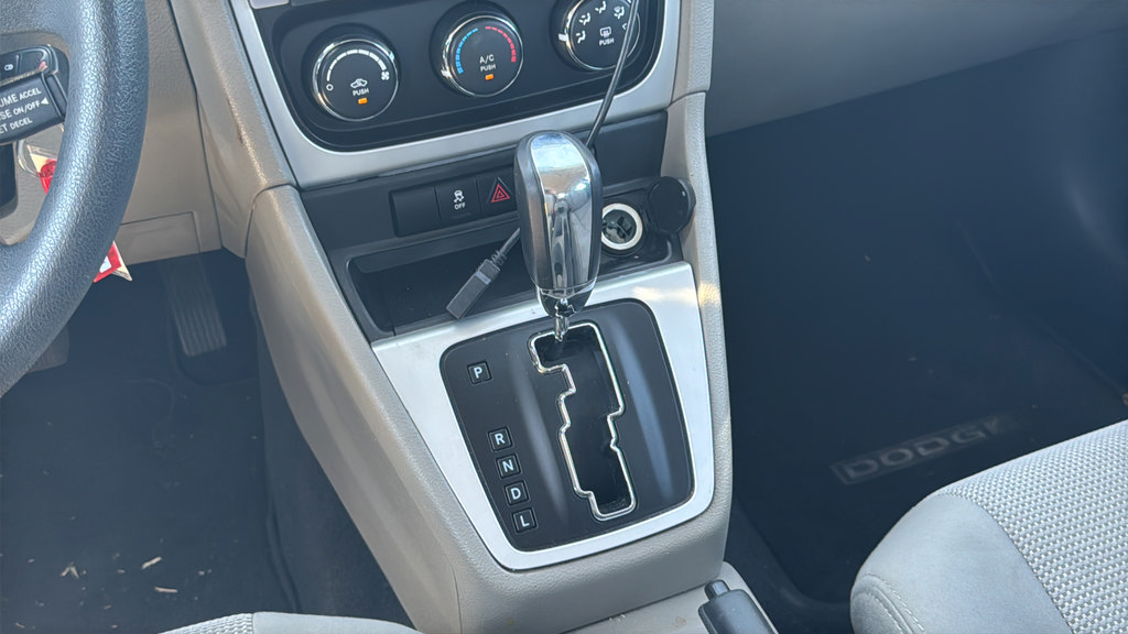 Used 2012 Dodge Caliber SXT FWD image 20