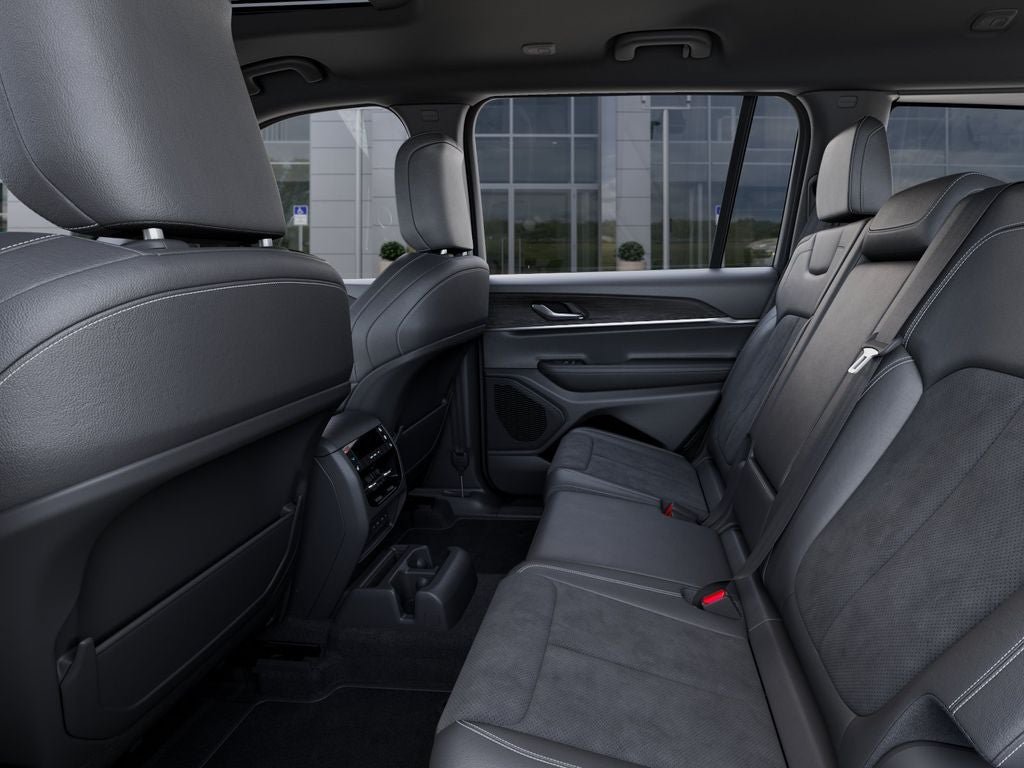 New 2026 Jeep Grand Cherokee L 4WD image 23