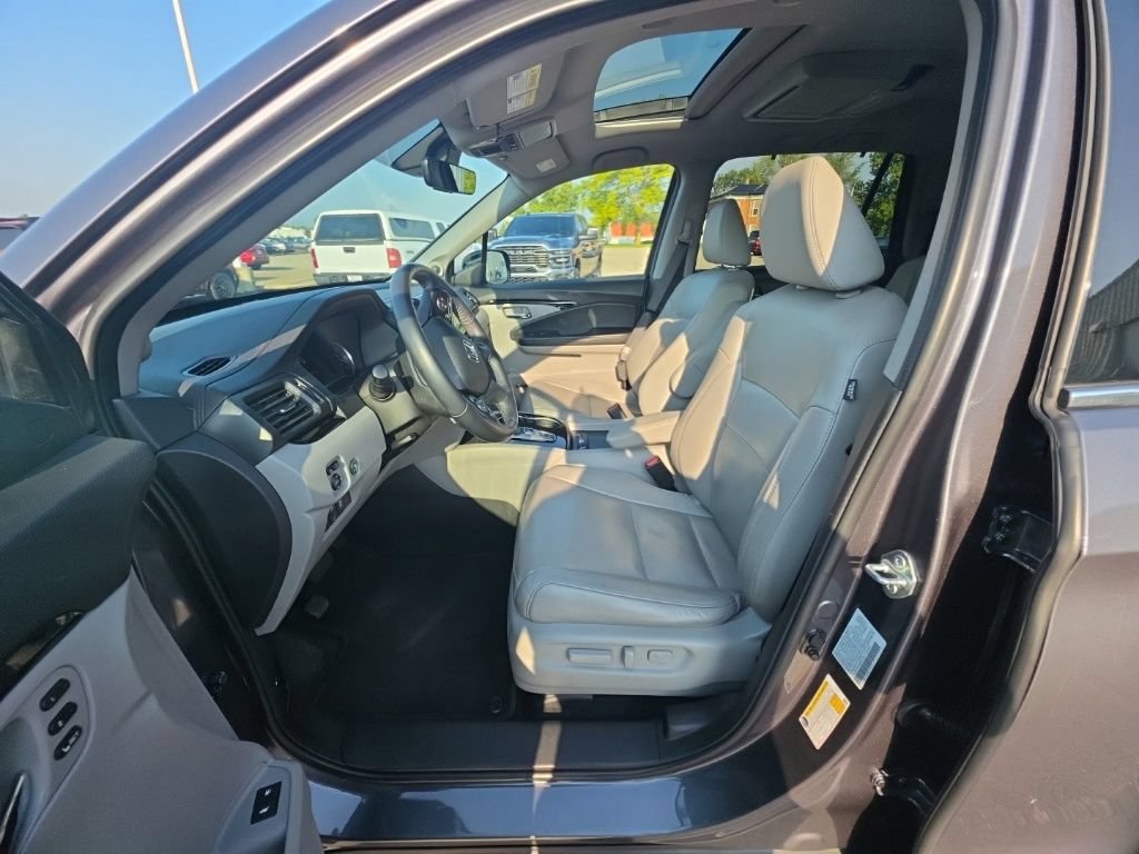 Used 2022 Honda Pilot Elite image 13