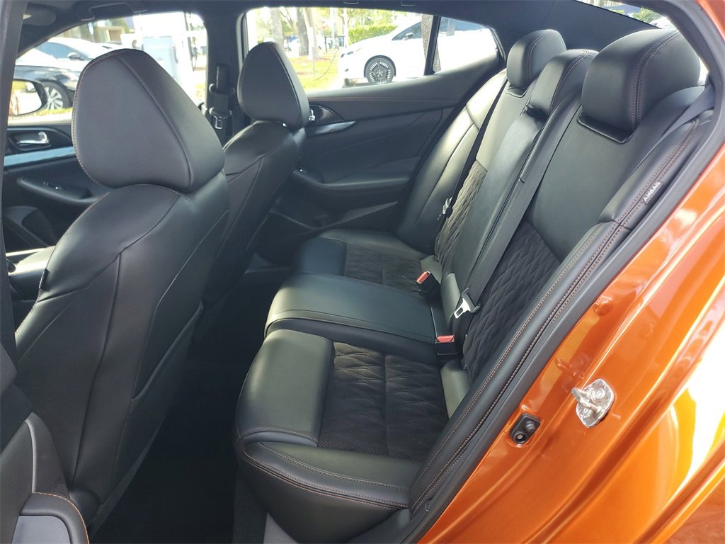 Certified 2019 Nissan Maxima SR w/ Illumination Package image 10