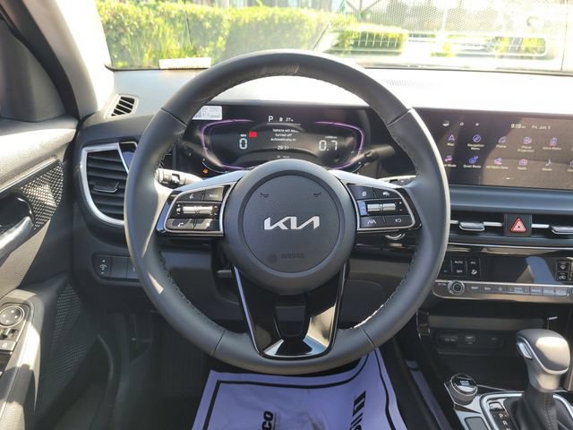 New 2026 Kia Seltos S FWD image 12