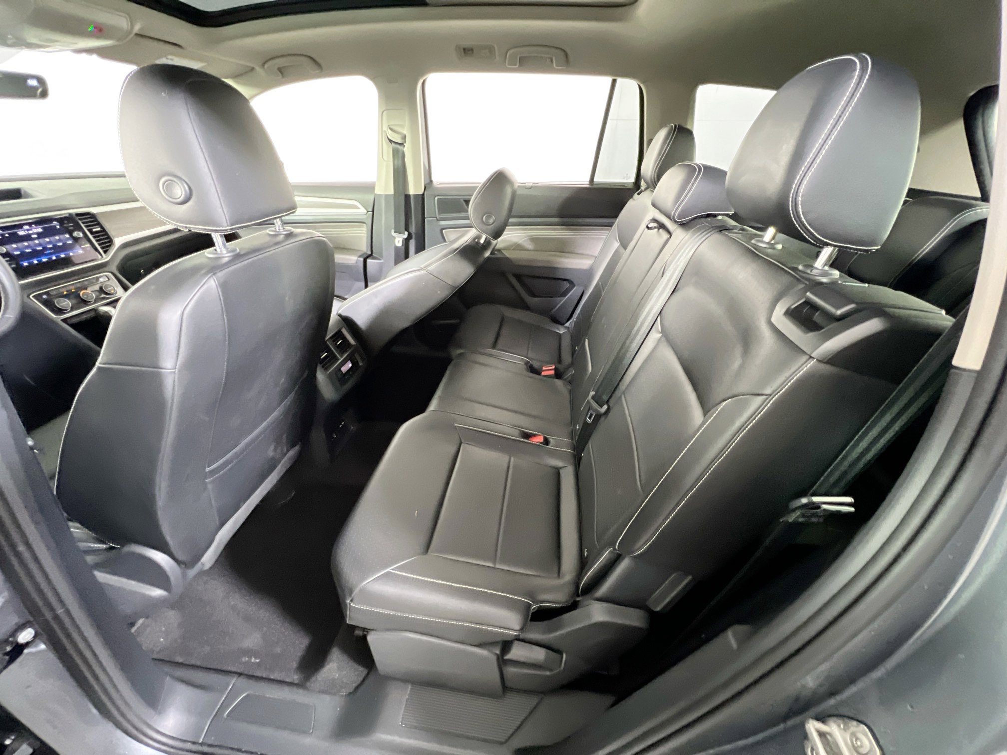 Used 2022 Volkswagen Atlas SE image 24