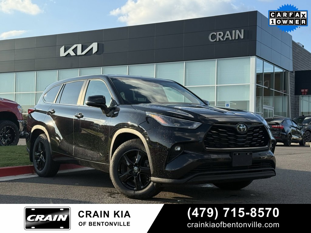 Used 2024 Toyota Highlander LE