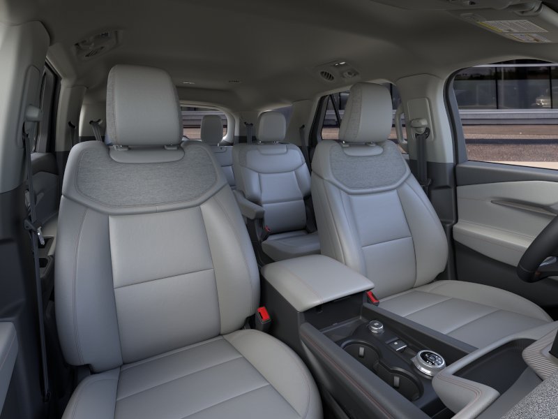 New 2026 Ford Explorer Active w/ Active Comfort Package AWD/4WD image 33