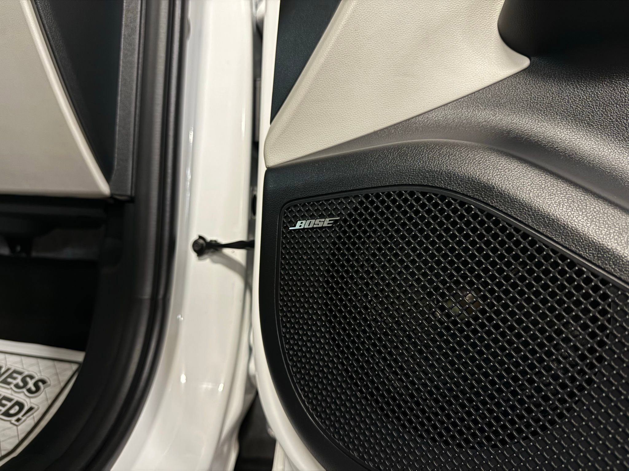 Used 2024 Hyundai Tucson Limited image 17