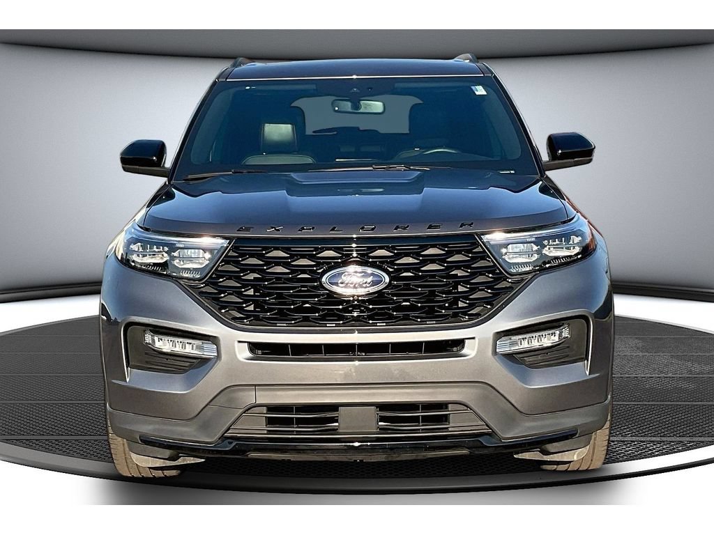 Used 2024 Ford Explorer ST-Line w/ Class IV Trailer Tow Package AWD/4WD image 4