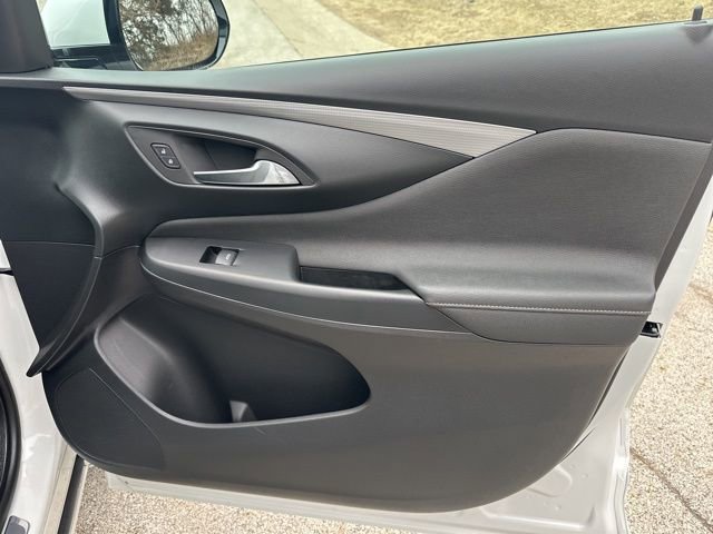 Used 2025 Buick Envista Avenir image 43