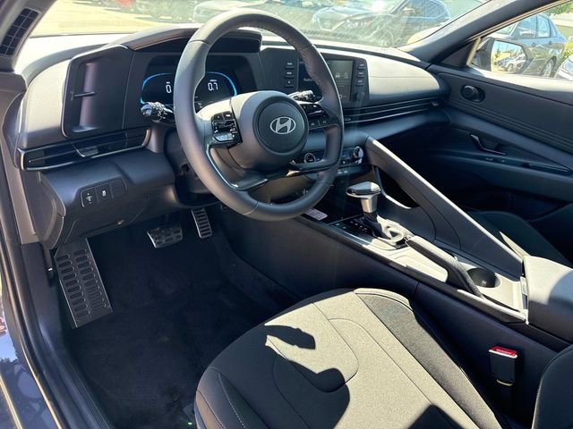 New 2026 Hyundai Elantra Sport image 21