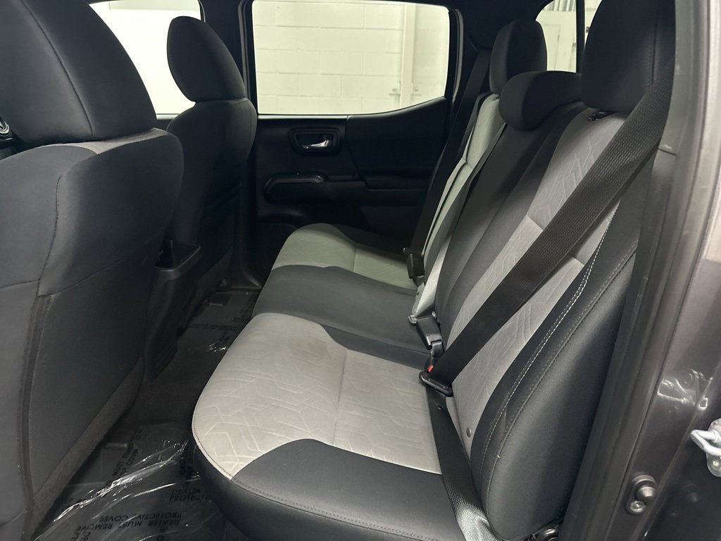 Used 2021 Toyota Tacoma TRD Off-Road image 37