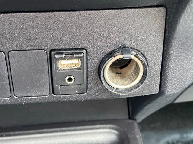 Used 2015 Toyota RAV4 Limited image 26