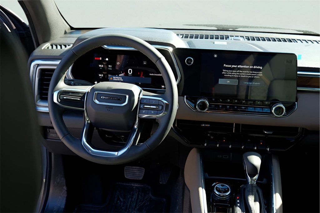 New 2026 GMC Canyon Denali image 25