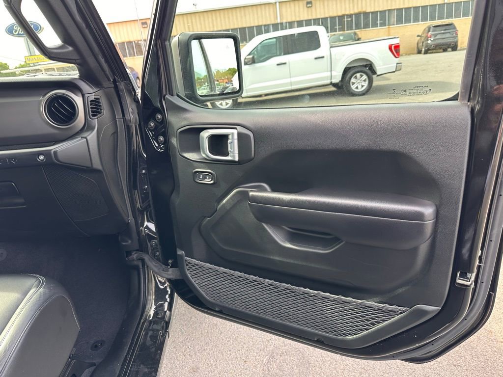 Used 2021 Jeep Wrangler Unlimited Sport image 18