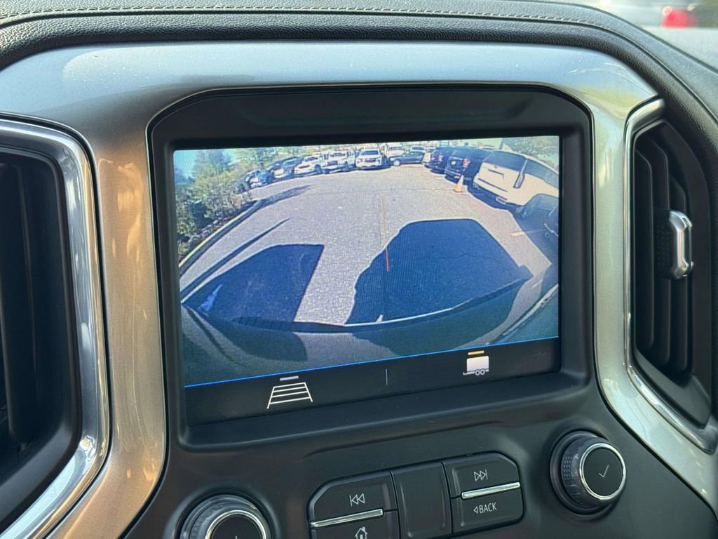 Used 2022 Chevrolet Silverado 3500 LT w/ Convenience Package AWD/4WD image 28
