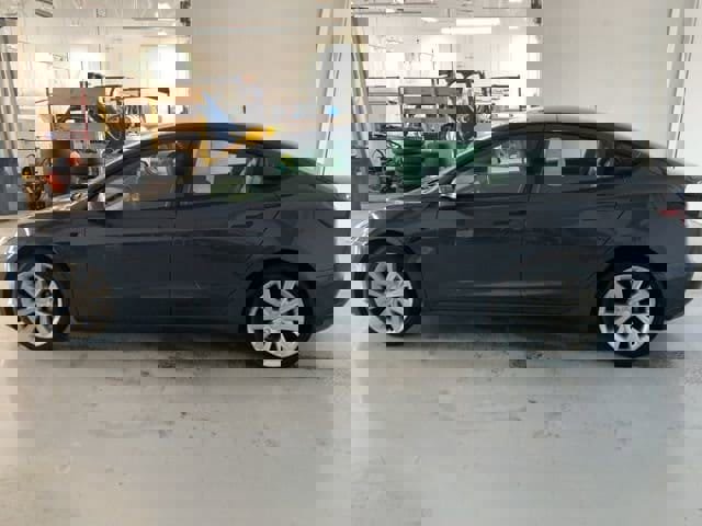 Used 2021 Tesla Model 3 Long Range image 2