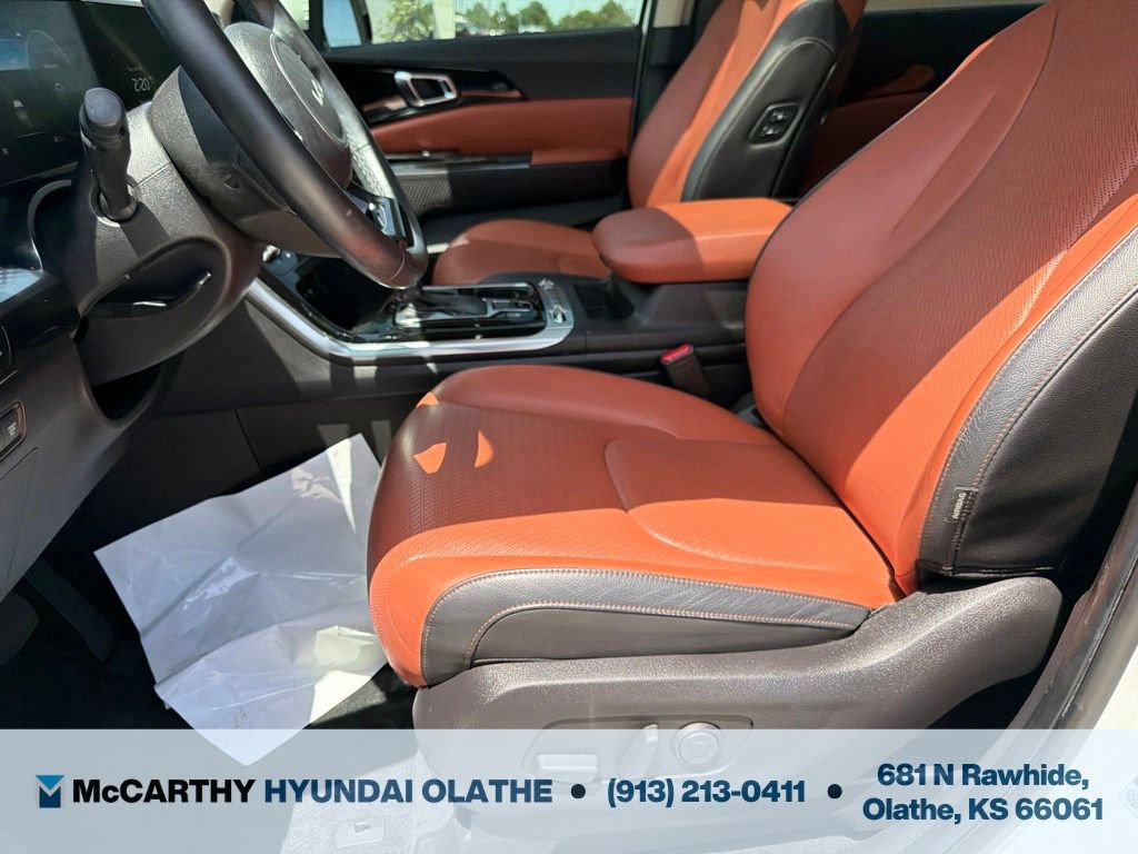 Used 2022 Kia Carnival SX Prestige FWD image 4
