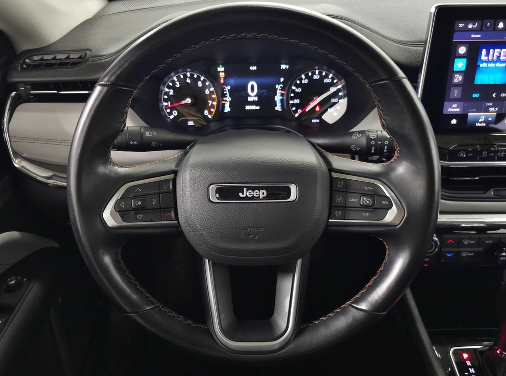 Used 2022 Jeep Compass Limited AWD/4WD image 16