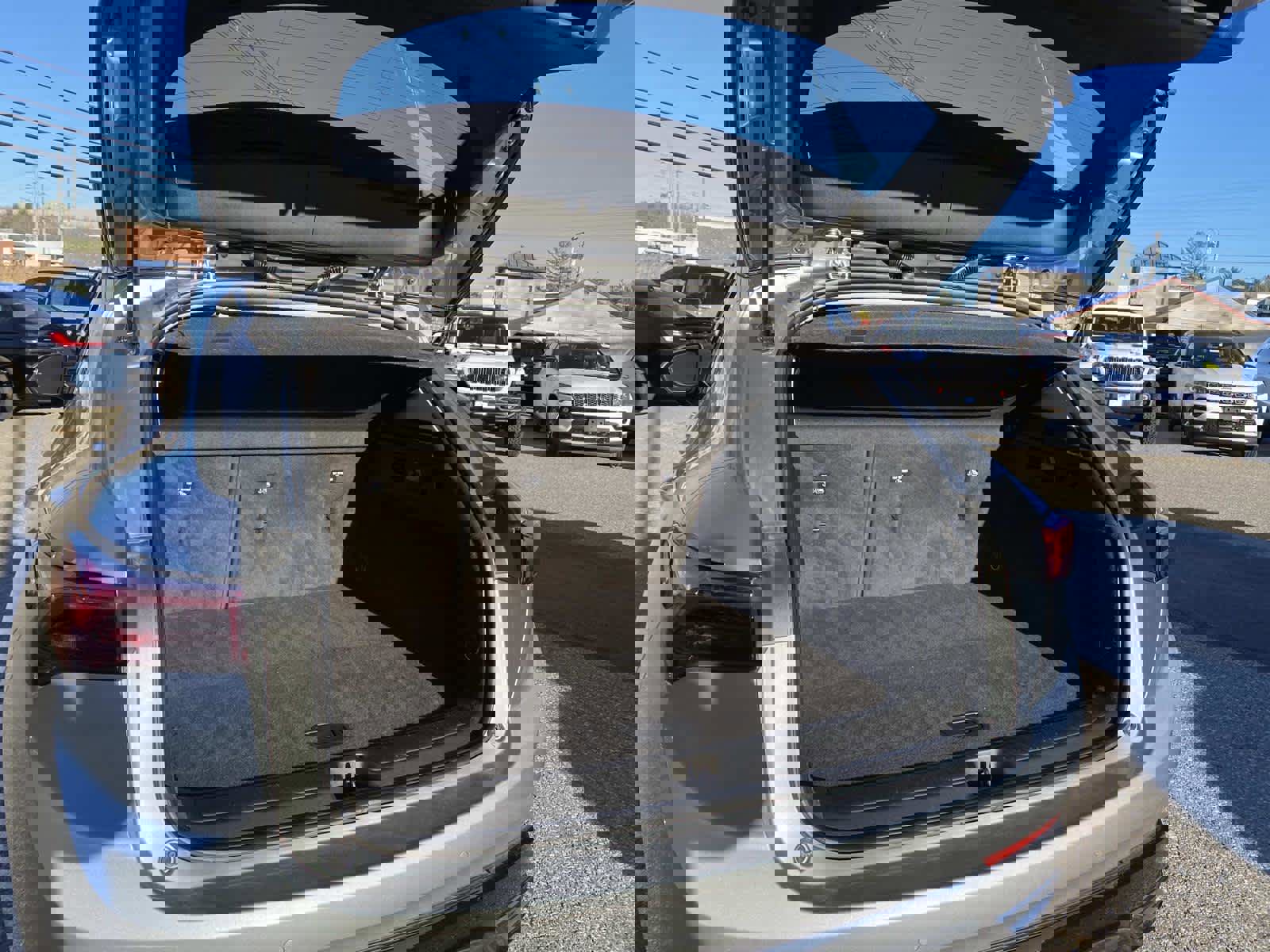 Used 2024 Buick Envision Sport Touring image 7