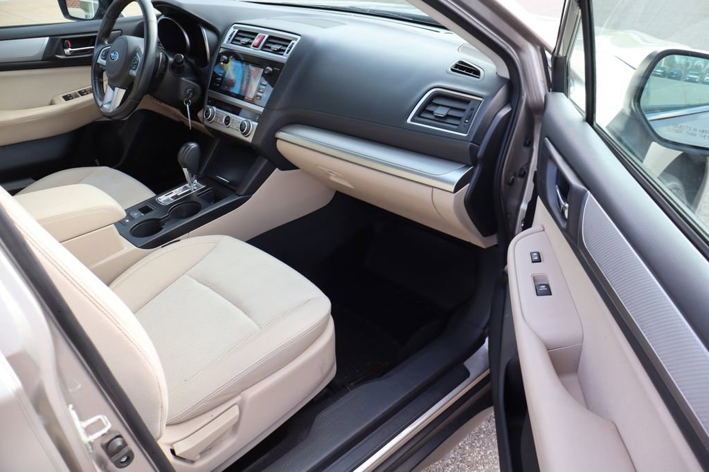 Used 2017 Subaru Outback 2.5i Premium AWD/4WD image 44