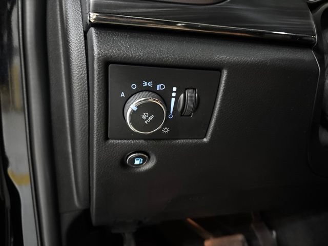 Used 2020 Jeep Grand Cherokee Limited X AWD/4WD image 18
