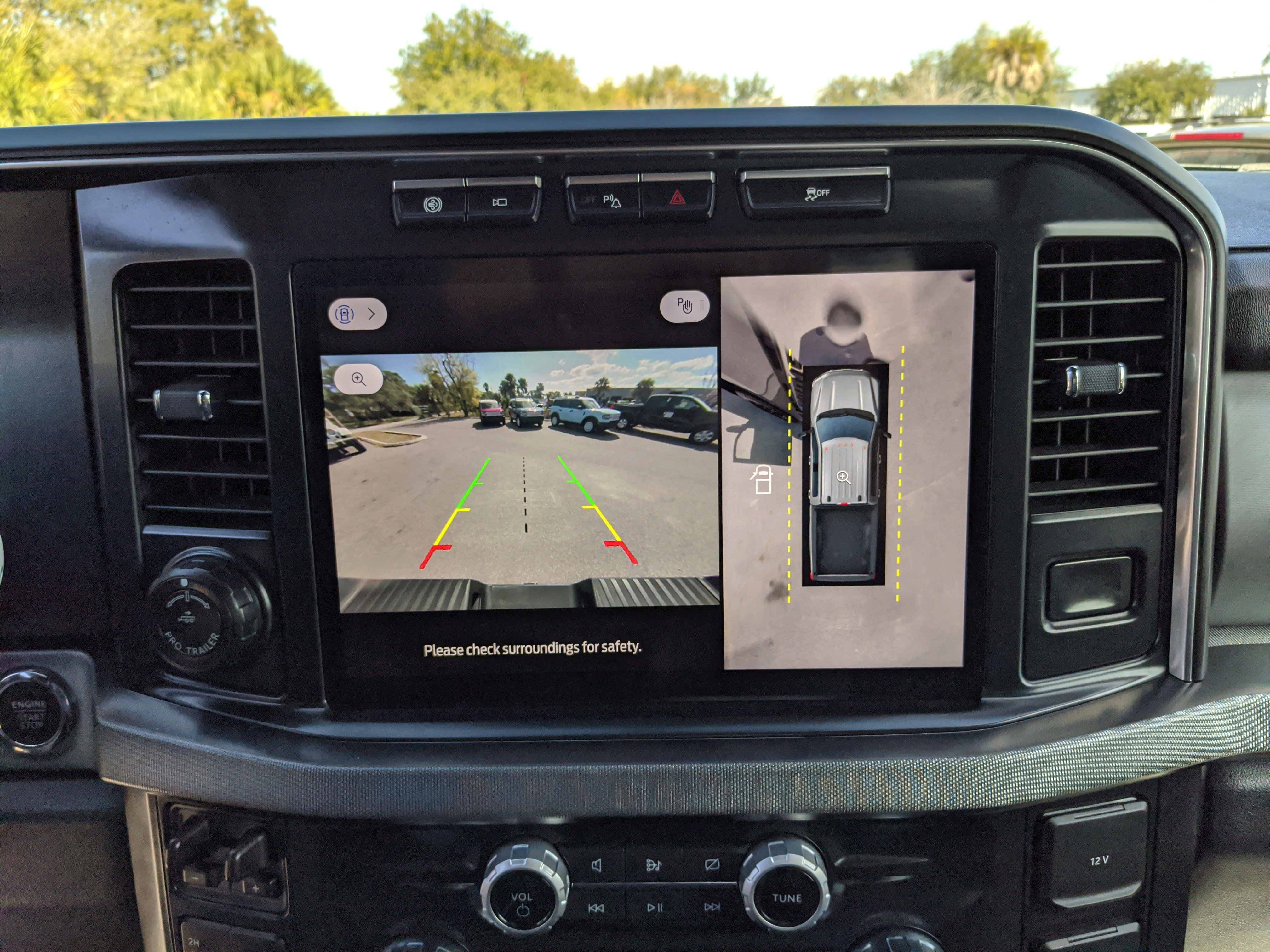 Used 2024 Ford F250 Platinum image 28