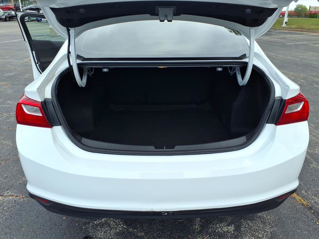 Used 2023 Chevrolet Malibu LS FWD image 29