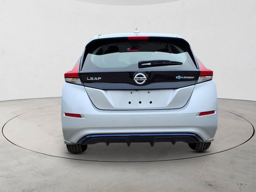 Used 2022 Nissan Leaf S FWD image 6