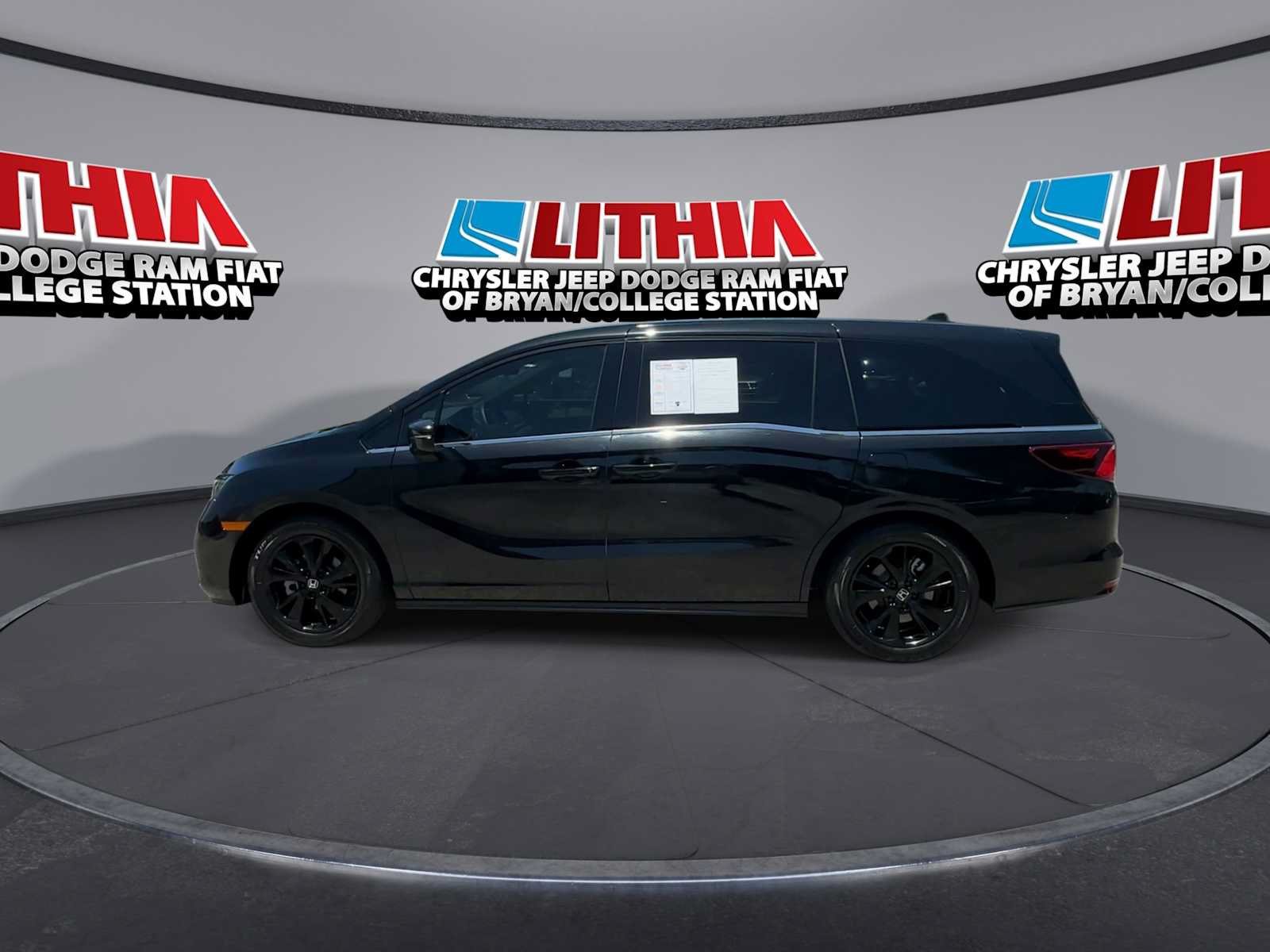 Used 2024 Honda Odyssey Sport image 8
