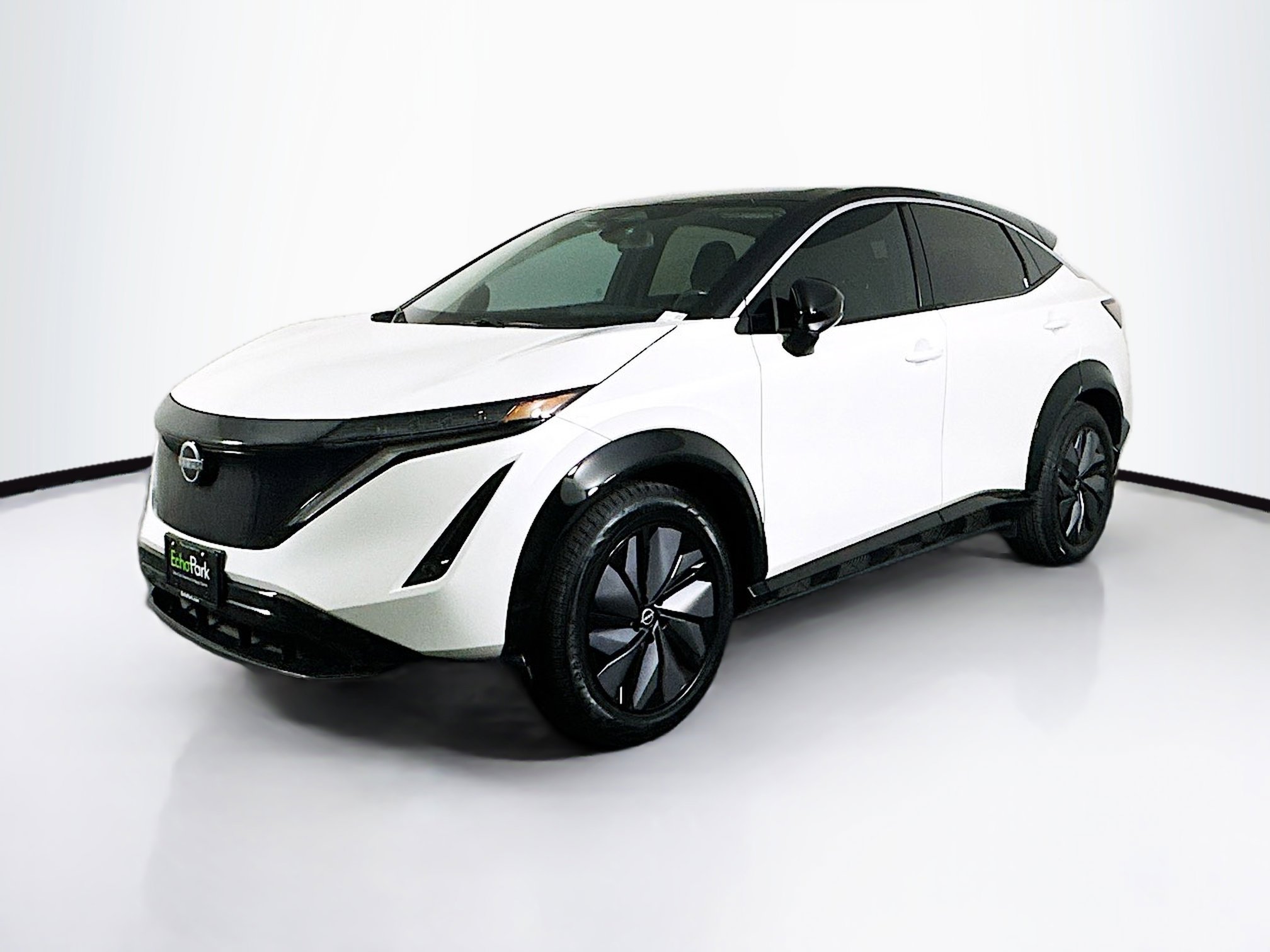 Used 2023 Nissan Ariya VENTURE+ image 3