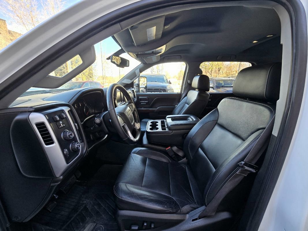 Used 2017 GMC Sierra 2500 SLT w/ Duramax Plus Package image 25