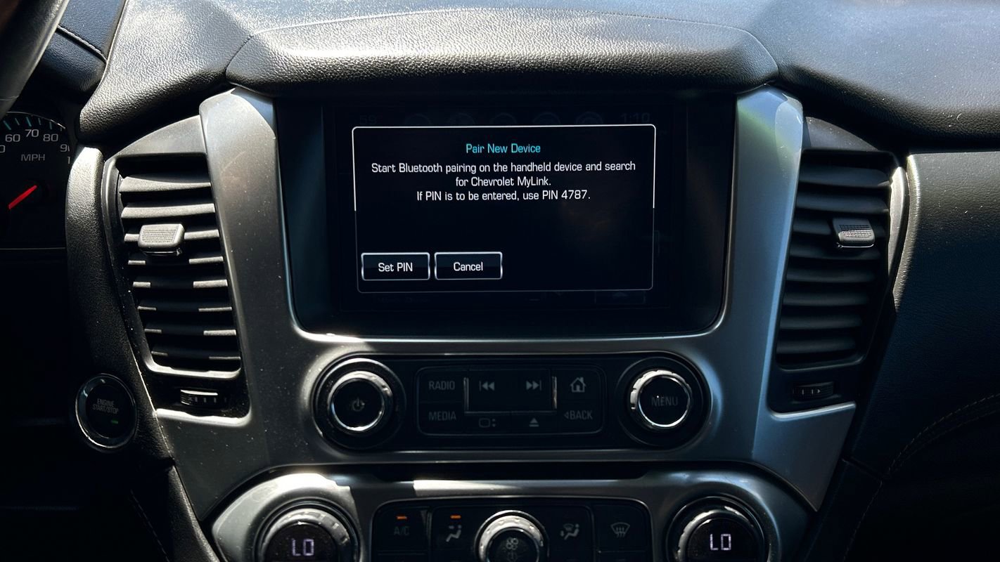 Used 2018 Chevrolet Tahoe Premier AWD/4WD image 39