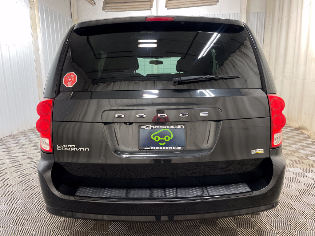 Used 2018 Dodge Grand Caravan SE FWD image 14