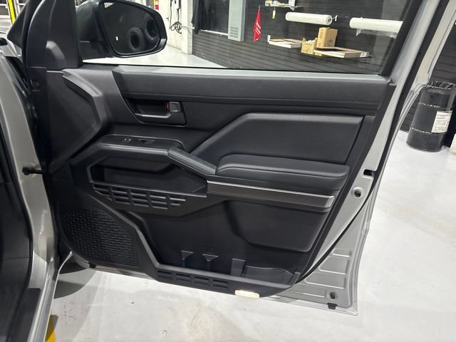 Used 2026 Toyota 4Runner SR5 AWD/4WD image 34