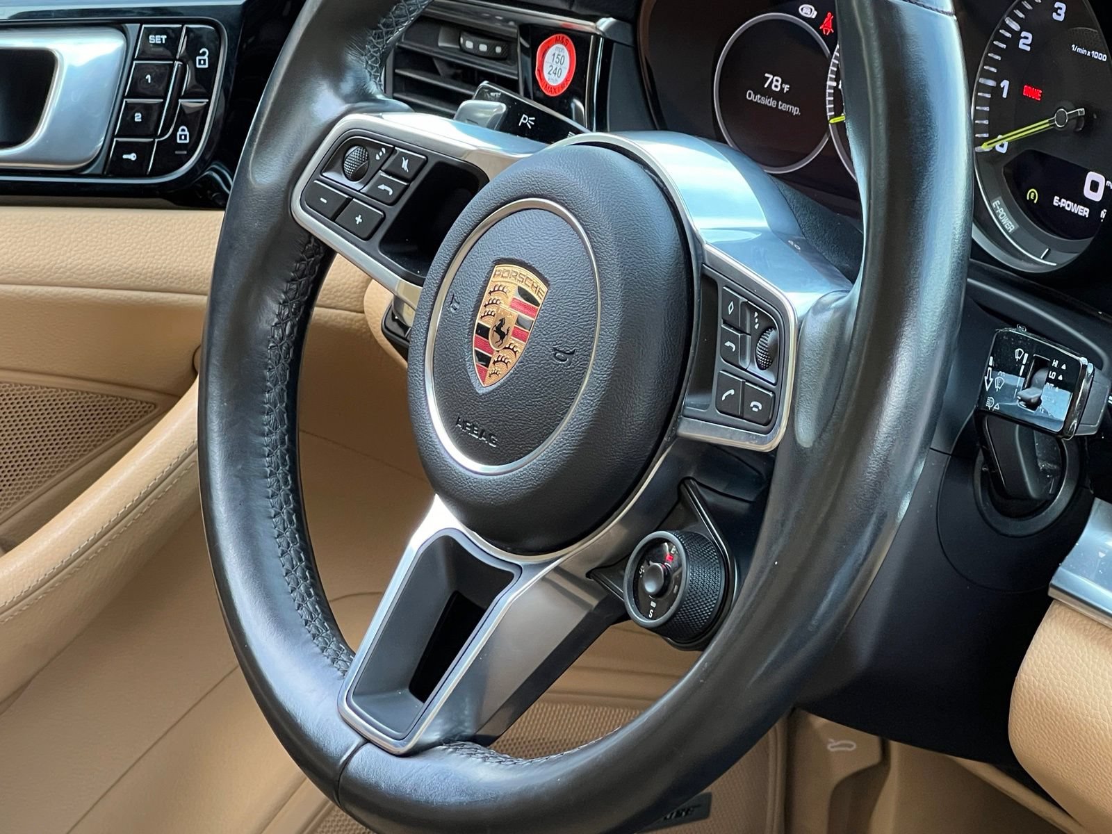 Certified 2020 Porsche Panamera 4 AWD/4WD image 38