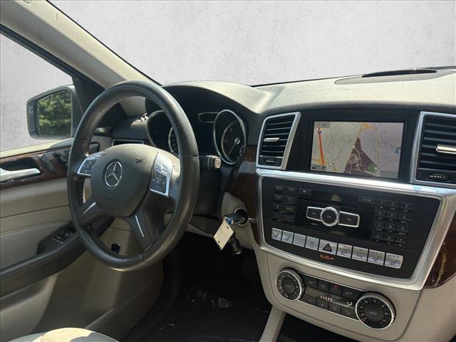 Used 2014 Mercedes-Benz ML 350 BlueTEC 4MATIC image 30