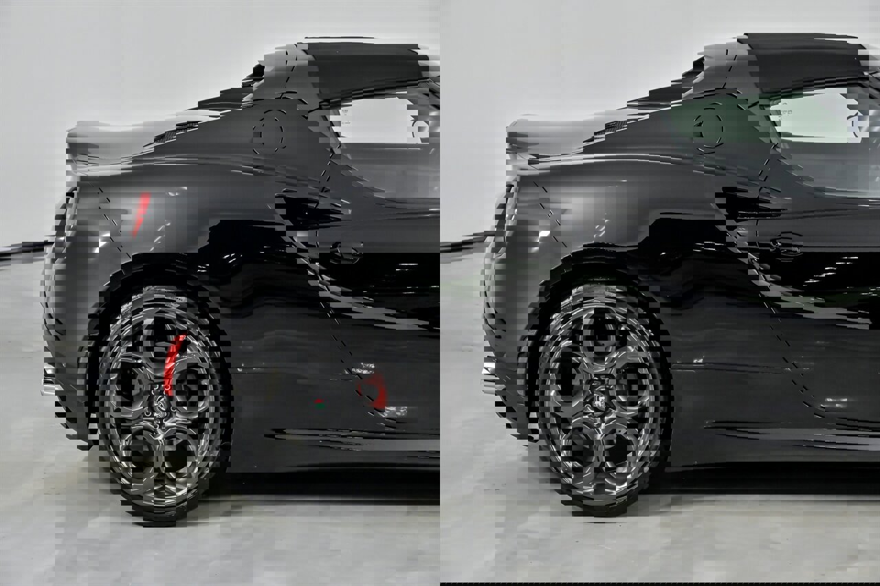 Used 2020 Alfa Romeo 4C Spider image 13