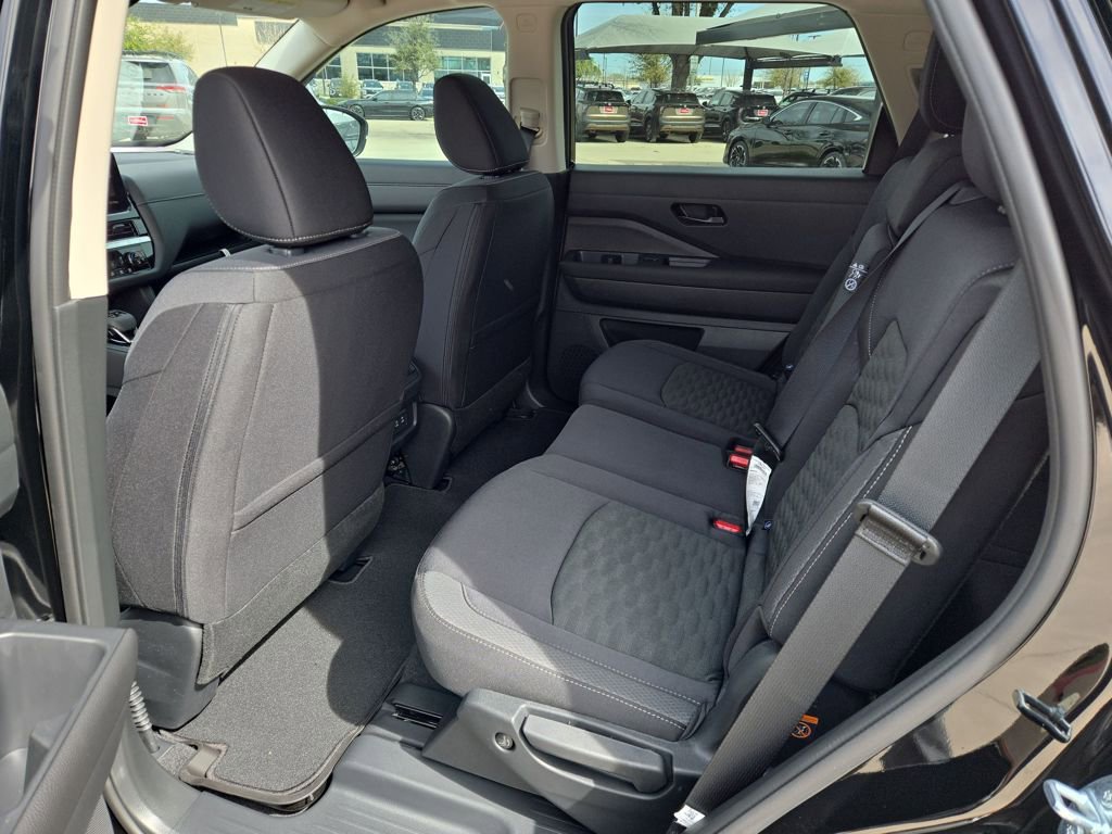 New 2026 Nissan Pathfinder SV FWD image 10