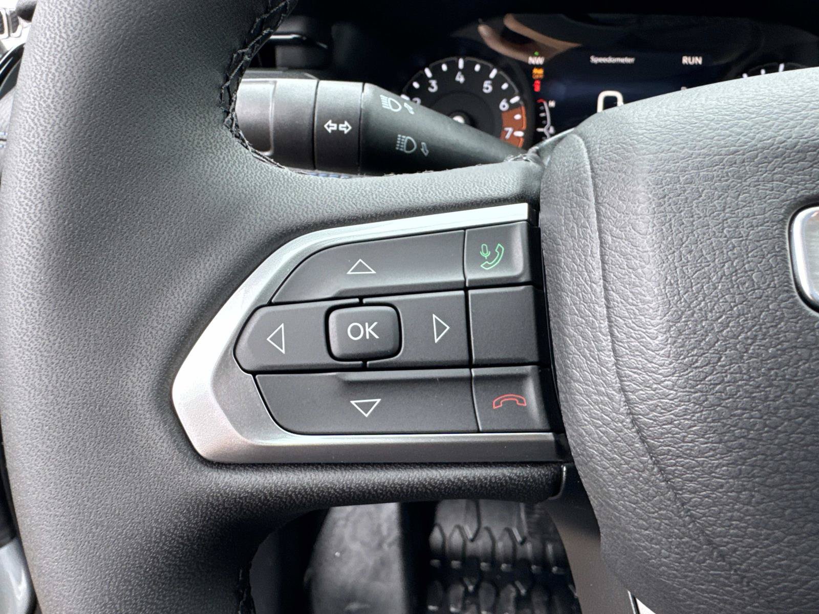 New 2026 Jeep Compass Latitude AWD/4WD image 30