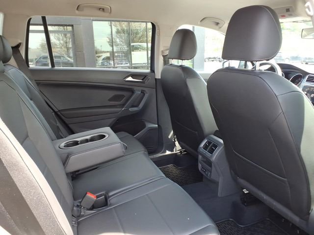 Used 2018 Volkswagen Tiguan SE image 26