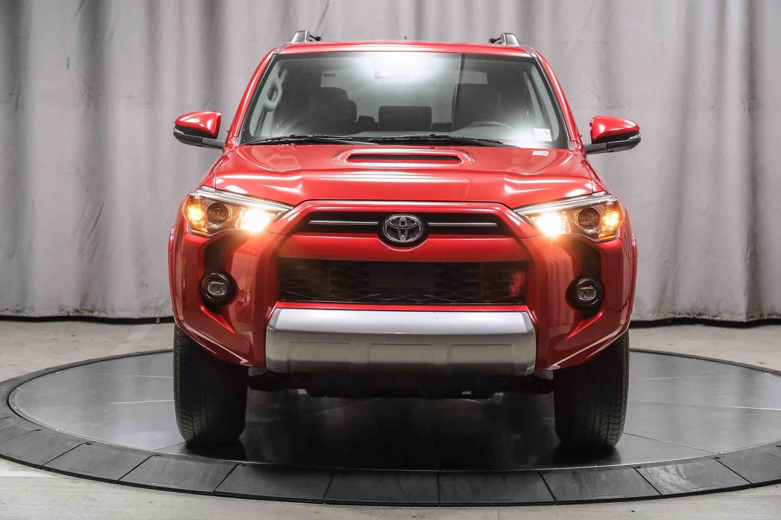 Used 2023 Toyota 4Runner TRD Off-Road Premium w/ Moonroof Package AWD/4WD image 6