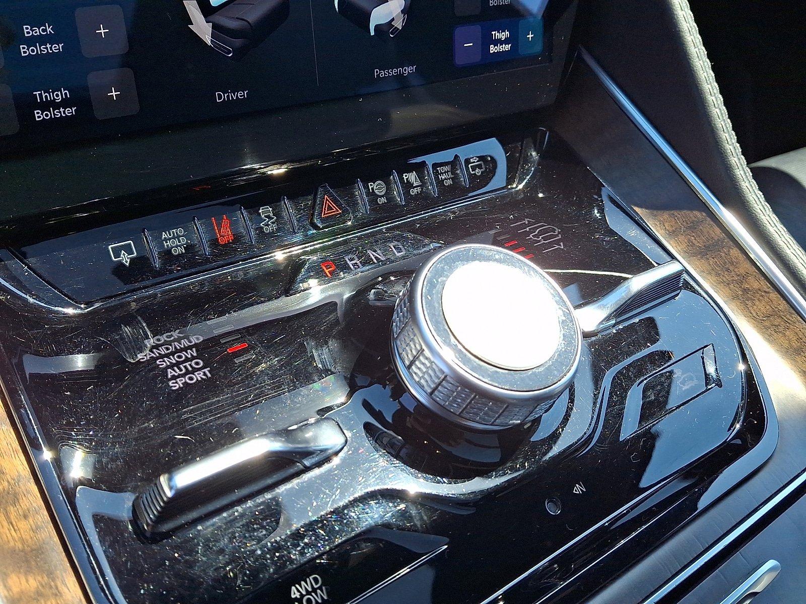Used 2022 Jeep Grand Wagoneer Series I w/ Rear Seat Video Group 1 AWD/4WD image 16