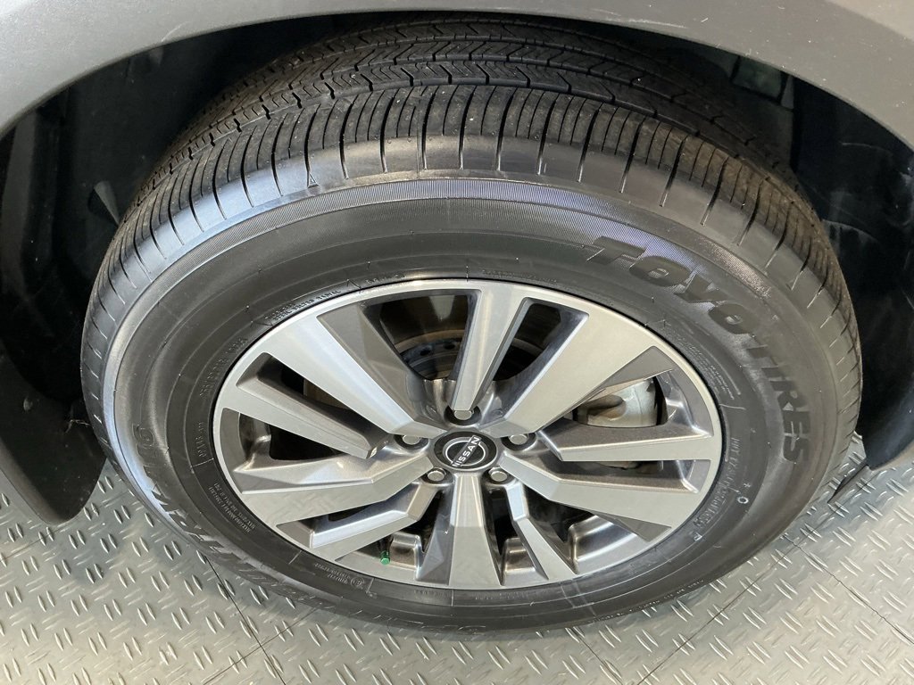 Used 2023 Nissan Pathfinder SL w/ Lighting Package (N92) image 38