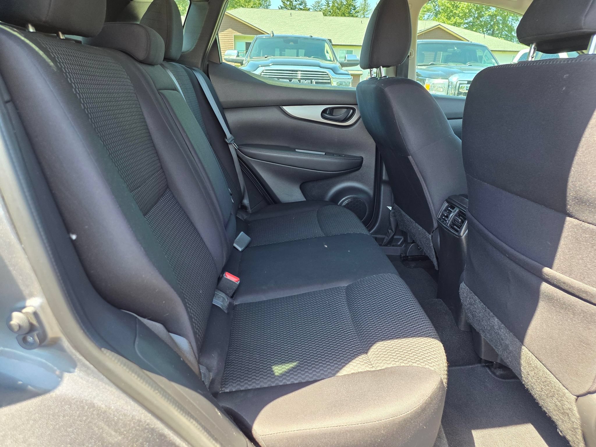 Used 2019 Nissan Rogue Sport S AWD/4WD image 24