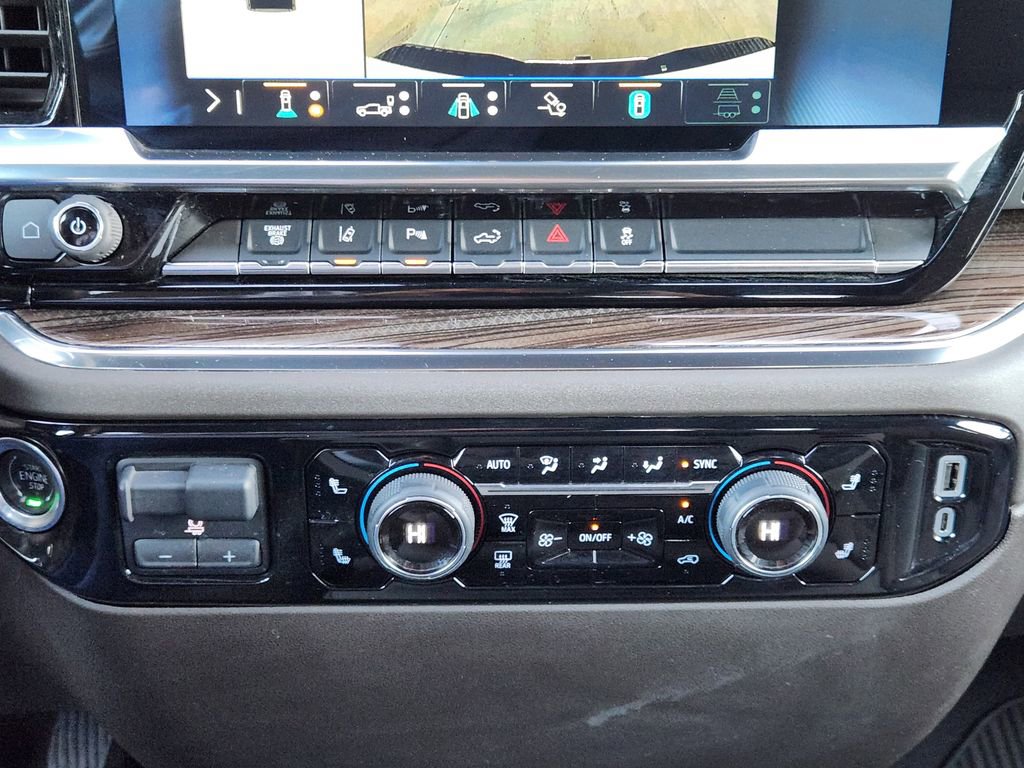 Used 2024 Chevrolet Silverado 3500 LT w/ Safety Package image 19