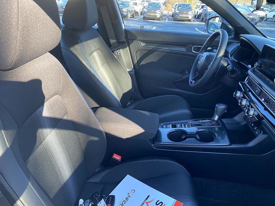 Used 2025 Honda Civic Sport image 20