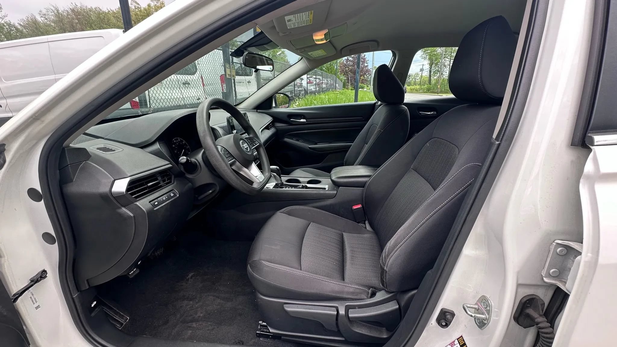 Used 2021 Nissan Altima 2.5 S FWD image 16