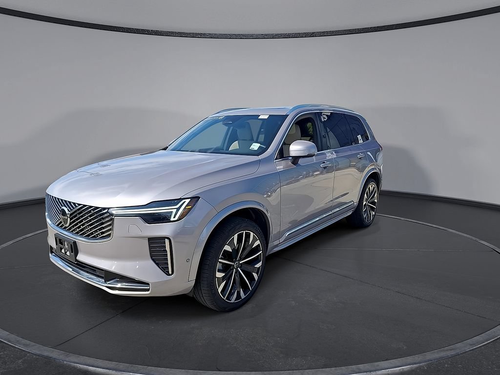 Certified 2026 Volvo XC90 B6 Plus AWD/4WD image 3